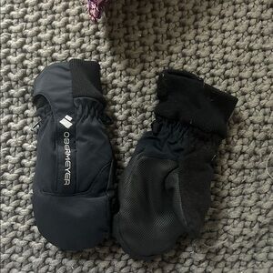 Obermeyer Charcoal Insulated Mittens
